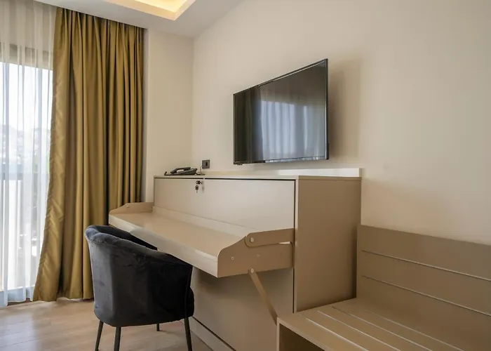 Olive Tree בודרום